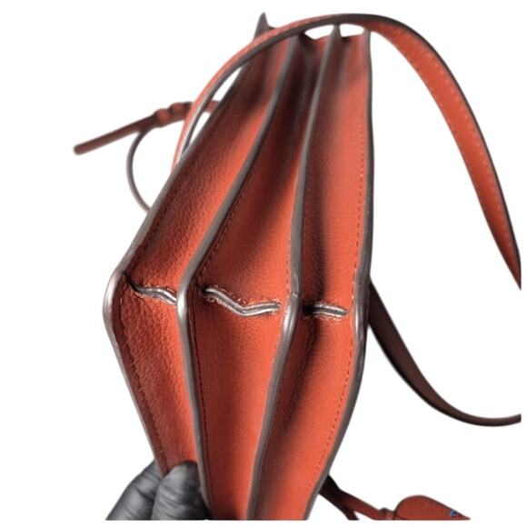 Kate Spade New York Cognac Pebbled Leather Crossbody Bag with Gold Hardware COA - Picture 5 of 5